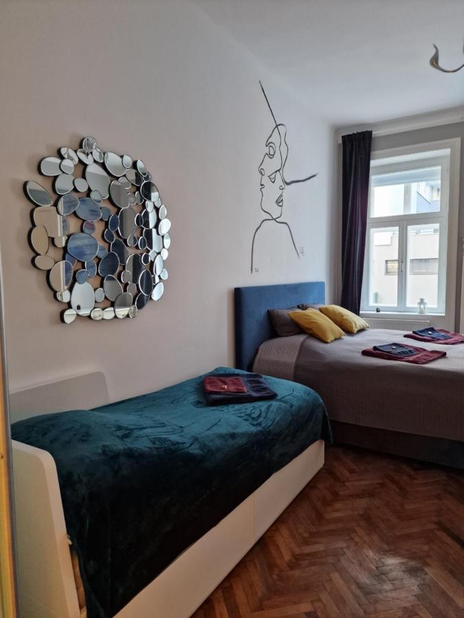 וינה 4 Seasons Apartment מראה חיצוני תמונה